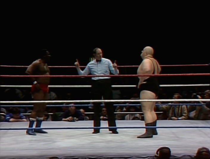 SD Jones vs. Bundy - WrestleMania 1