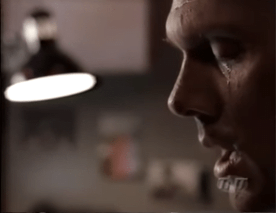 Sting crying - Shutterspeed