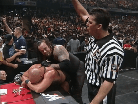 The Undertaker vs. Steve Austin - Over the Edge 1999