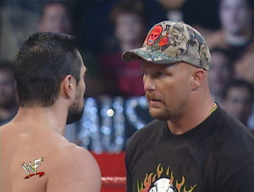 Stone Cold Steve Austin and Steve Blackman in the ring - Unforgiven 2000